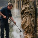 Statues & sculptures